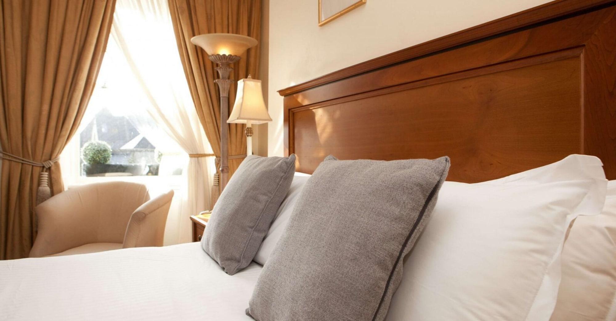 Headfort Arms Hotel Kells  Bagian luar foto