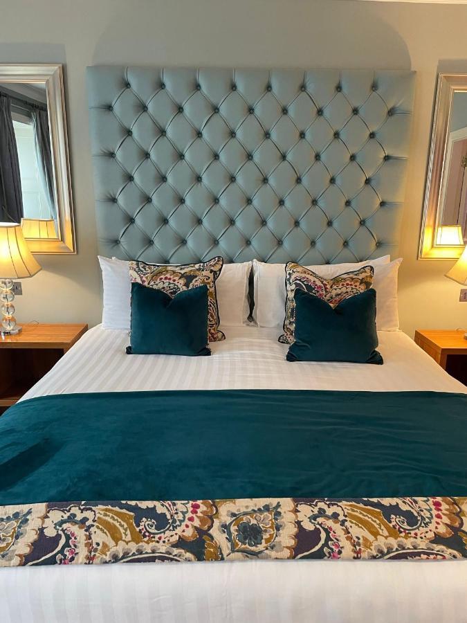 Headfort Arms Hotel Kells  Bagian luar foto