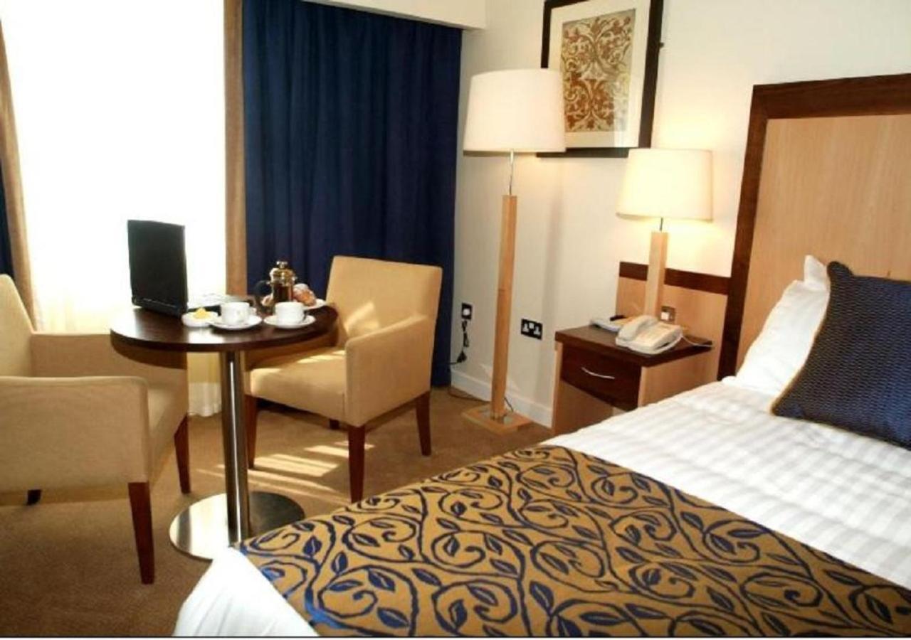 Headfort Arms Hotel Kells  Bagian luar foto